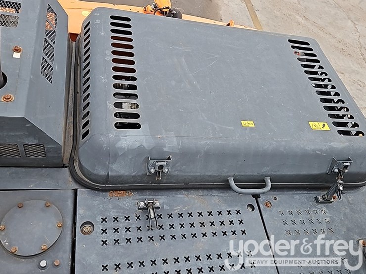 2022-doosan-dx225-lc-image-34