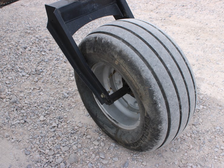 case-ih-wdx1701-image-16