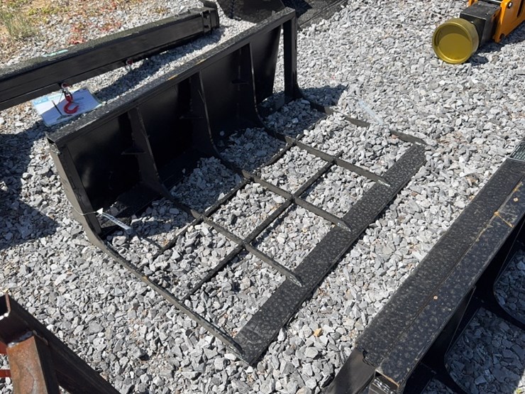 #6058-•-future-48"-skid-steer-land-plane-image-4