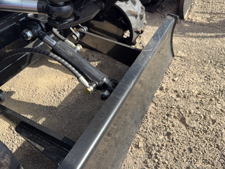 #1097-•-2025-tpm-22k-mini-excavator-image-7