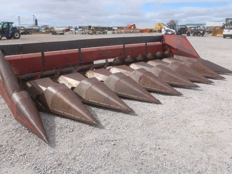case-ih-1083-image-2