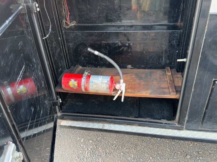 2012-ford-f450-image-15