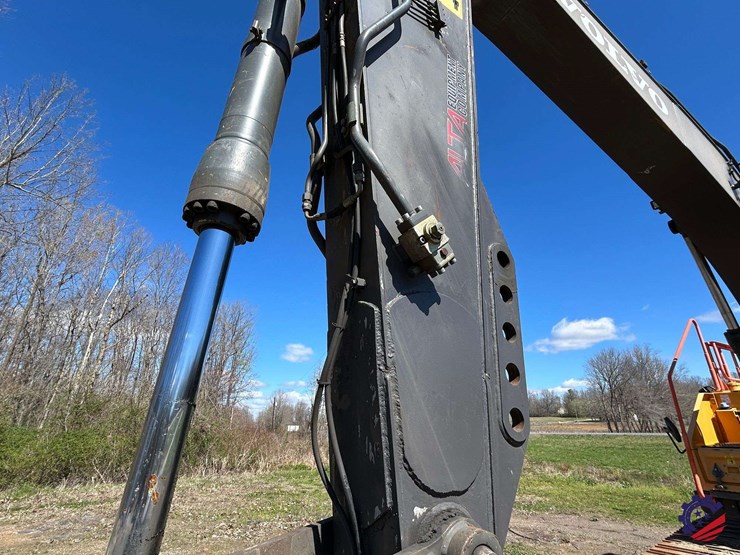 2018-volvo-ec220el-image-14