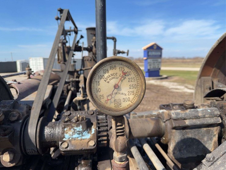 1910-advance-rumely-steam-traction-engine-image-39