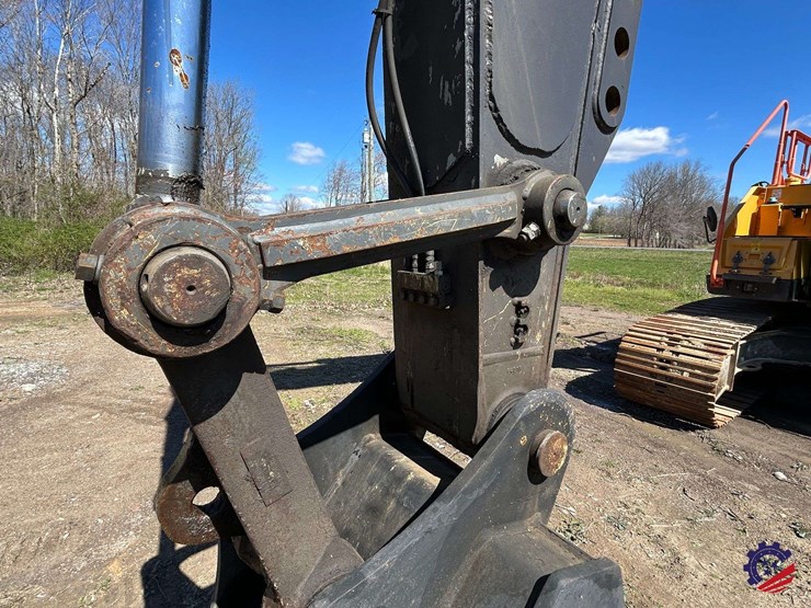 2018-volvo-ec220el-image-15