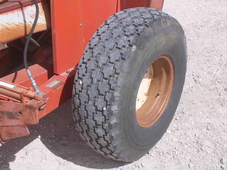 international-830-image-16