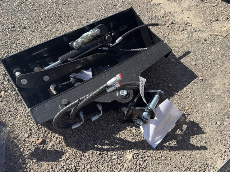 #1074-•-mini-excavator-attachment-package-image-5