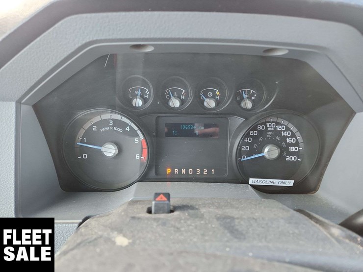 2015-ford-f550-image-9