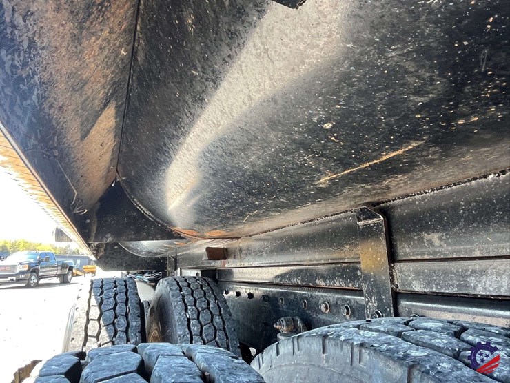 2018-international-hx620-image-37