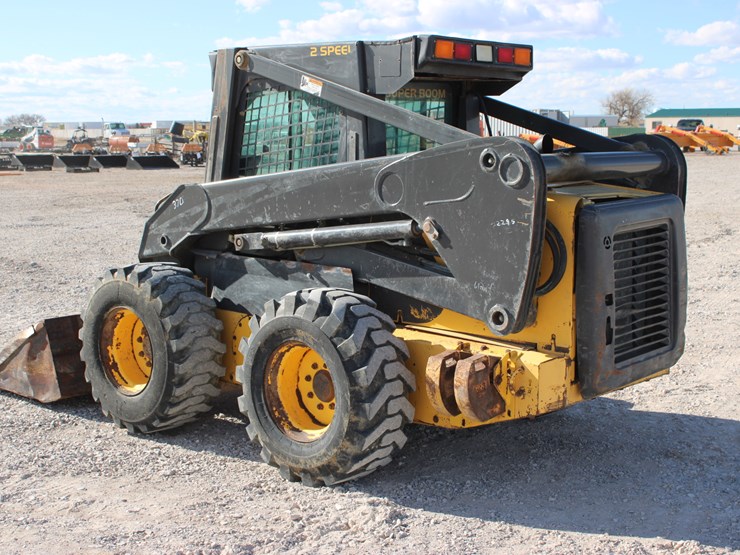 new-holland-ls190-image-3