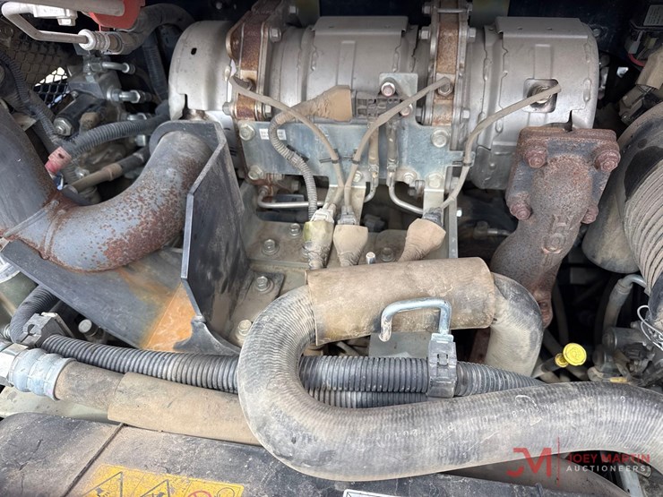 2021-kubota-svl75-2-image-11