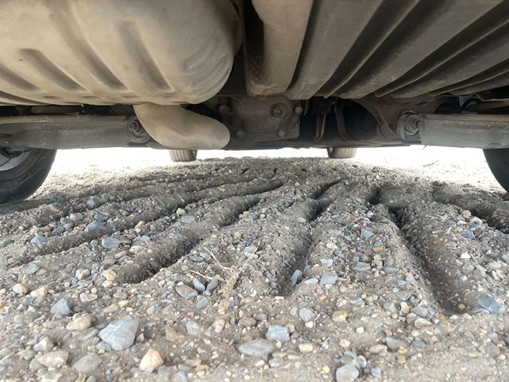 2006-bmw-325i-4-door-sedan-(178,642-miles)-image-24