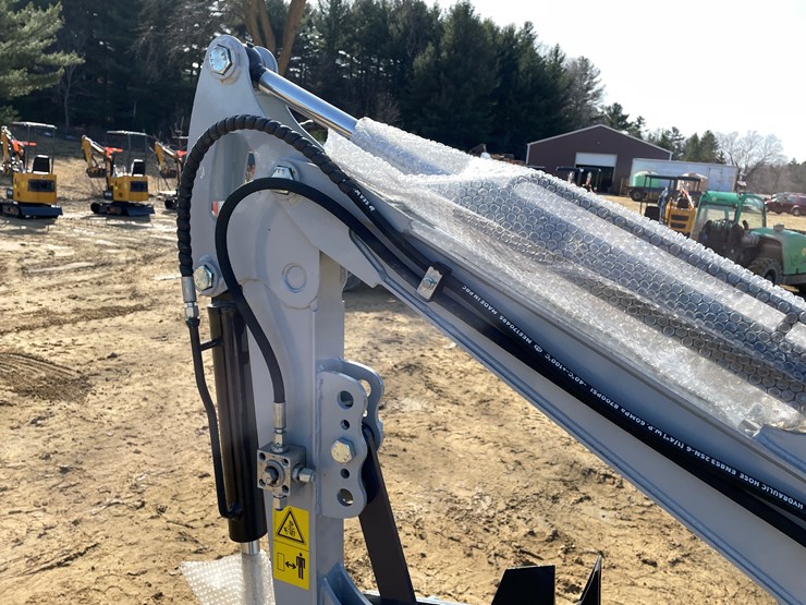 #1031-•-new-ats-me18-mini-excavator-image-28