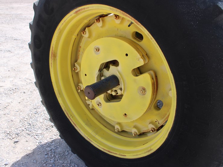 1976-john-deere-4230-image-41