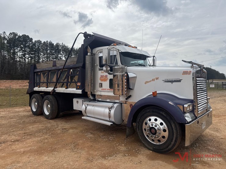 kenworth-w900-image-2