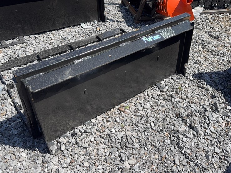 #6058-•-future-48"-skid-steer-land-plane-image-2