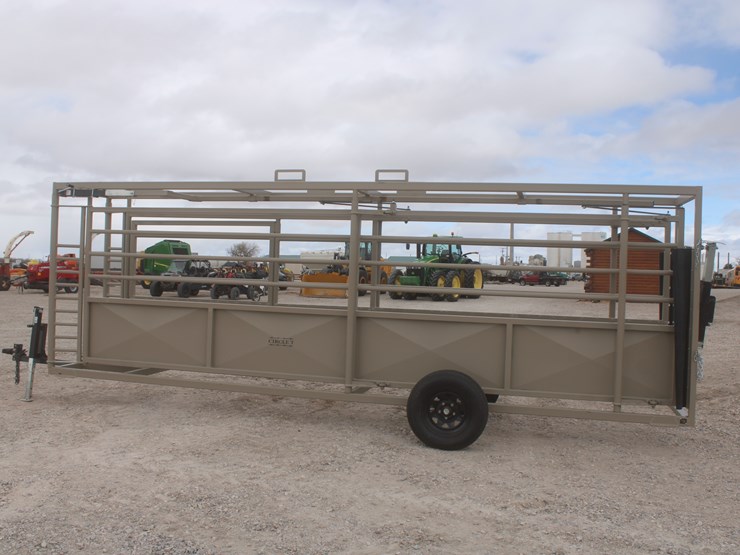 #1082-•-new-circle-t-adjustable-alley-image-8