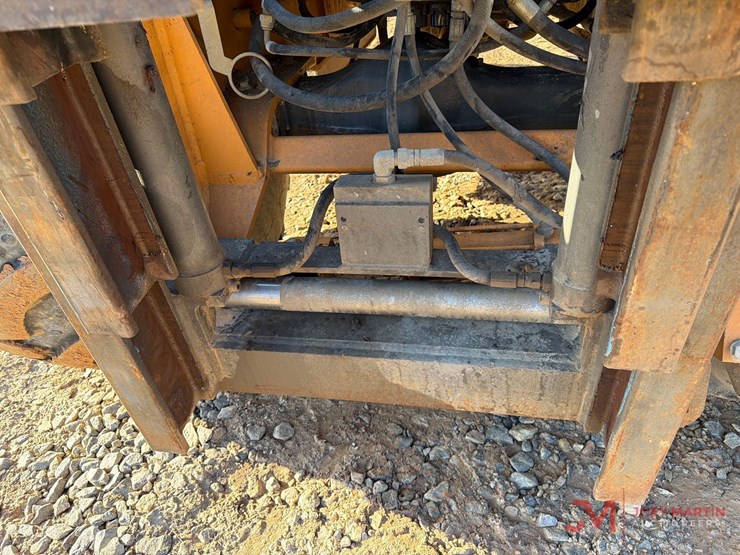 2018-case-586h-image-6