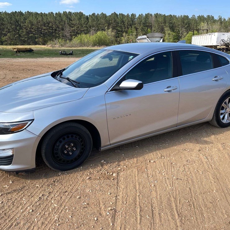 2019 Chevrolet Malibu LT 4 Door Sedan (150,431 Miles)