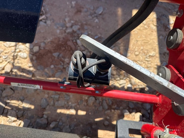 massey-ferguson-1736-image-9