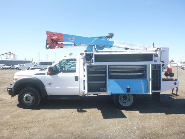 2013-ford-f550-image-5