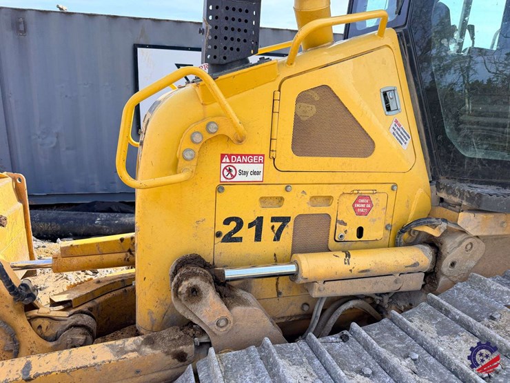 2018-komatsu-d51exi-24-image-28