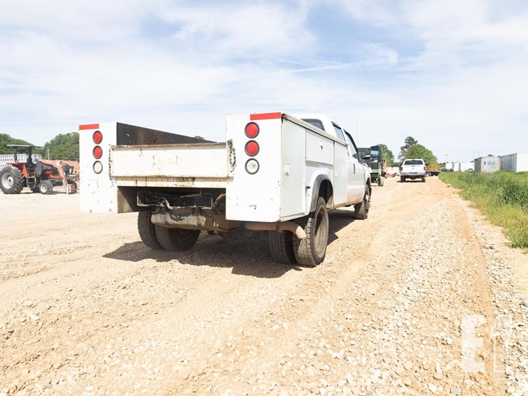 2016-ford-f350-image-5