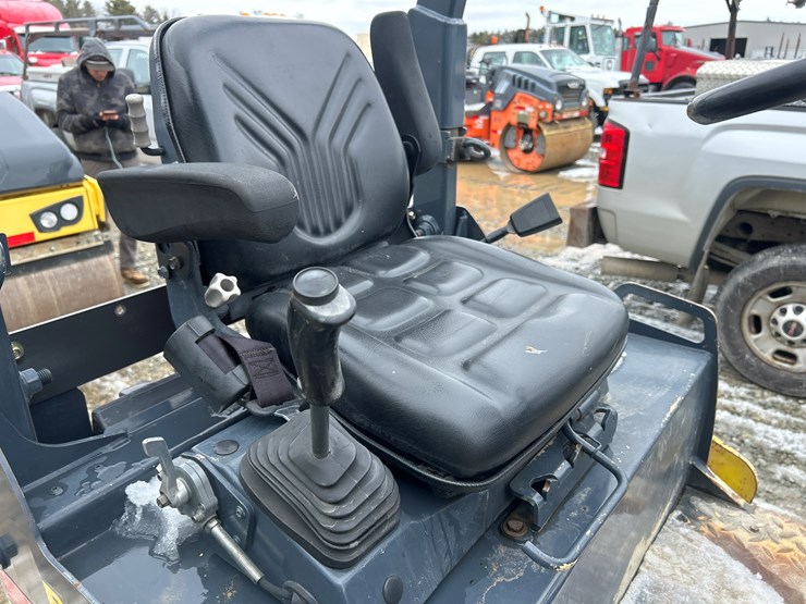 2006-bomag-bw120ad-4-image-33