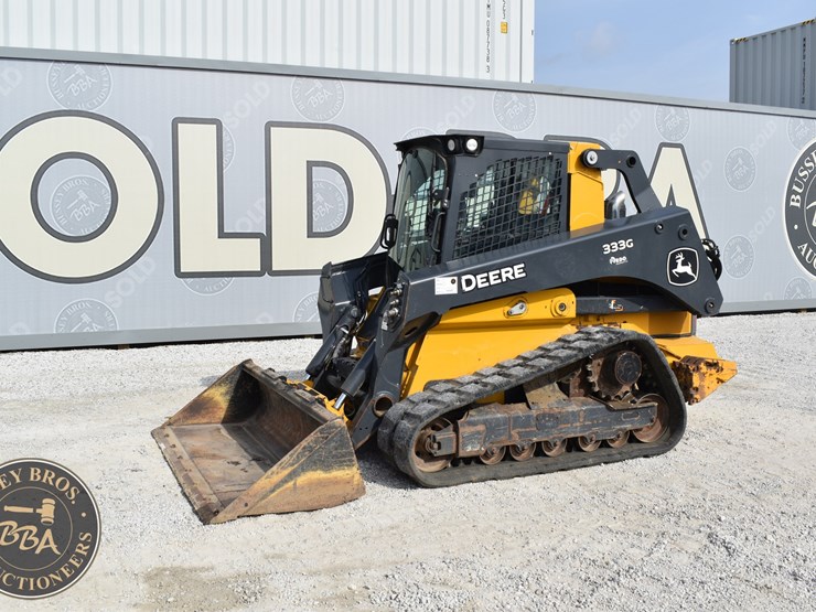 2023-deere-333g-image-3