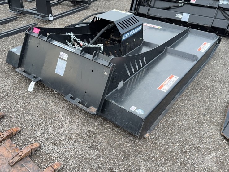 #2016-•-blue-diamond-72"-skid-steer-rotary-cutter-image-4