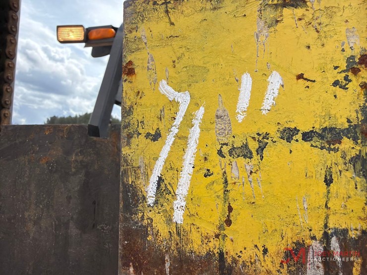 2019-case-586h-image-7