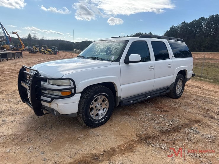 chevrolet-suburban-image-8