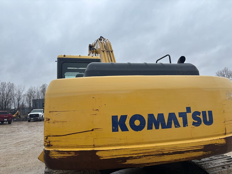 2001-komatsu-pc200-lc-image-11