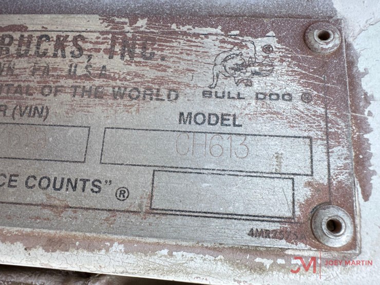 2001-mack-ch613-image-42