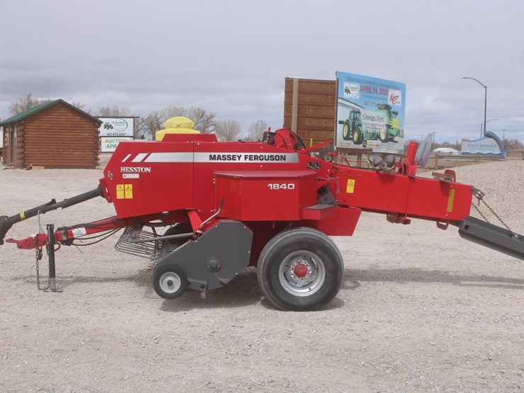 2015-massey-ferguson-1840-image-11