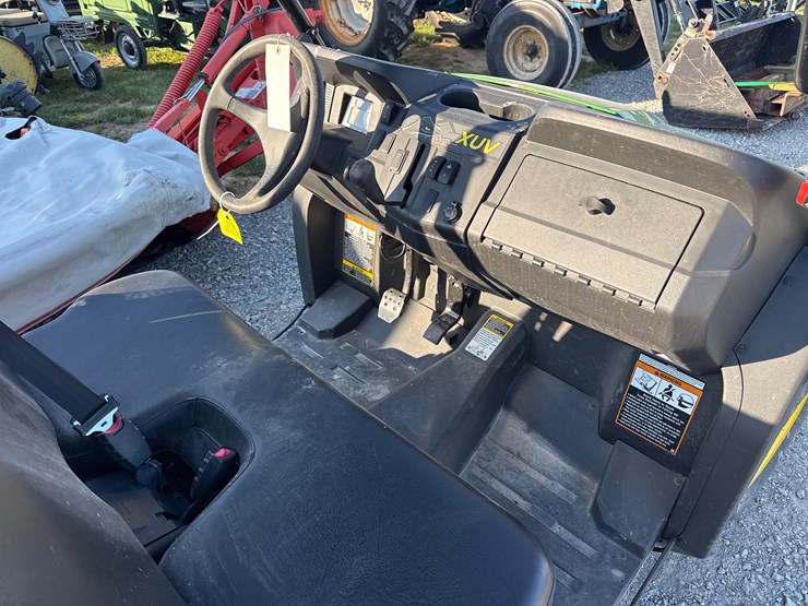 john-deere-gator-image-3