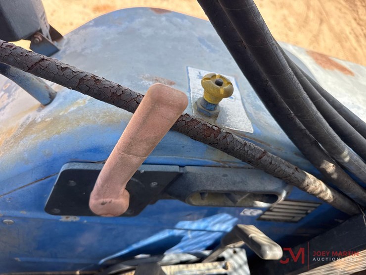 new-holland-tl90-image-18