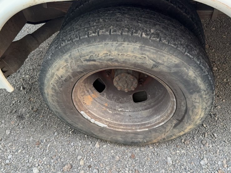 2011-ford-f350-image-7