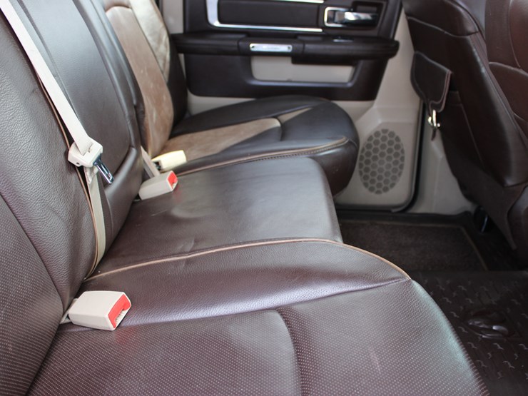 2015-ram-2500-laramie-longhorn-image-31