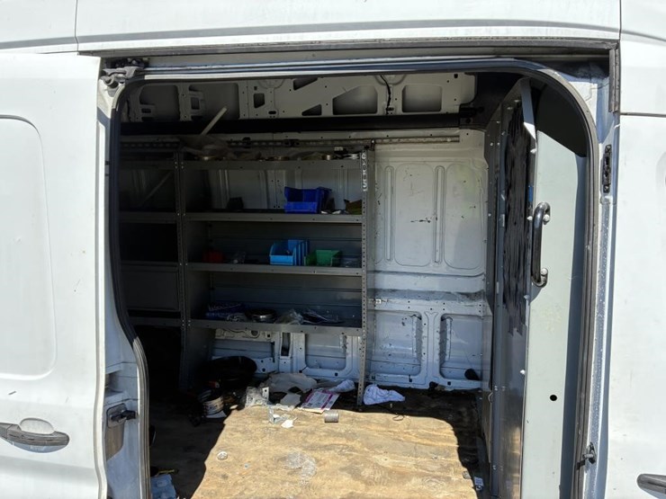 2017-ford-transit-image-10