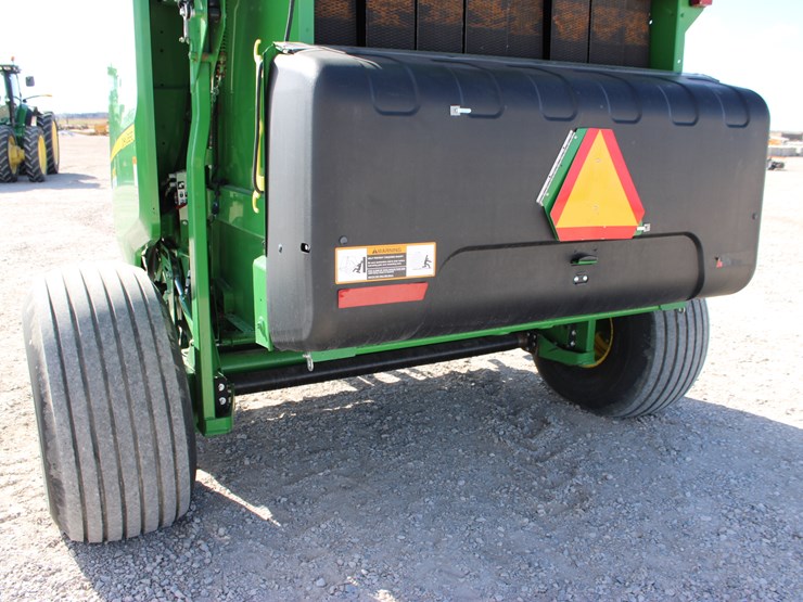 2022-john-deere-560r-image-42