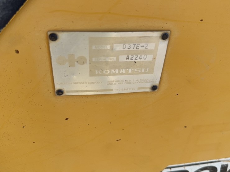 komatsu-d37e-2-image-12