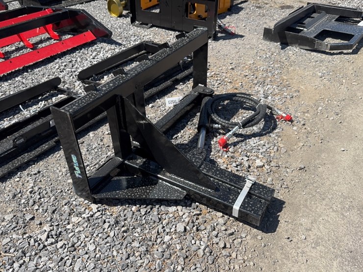 #6067-•-future-skid-steer-tree-puller-image-2