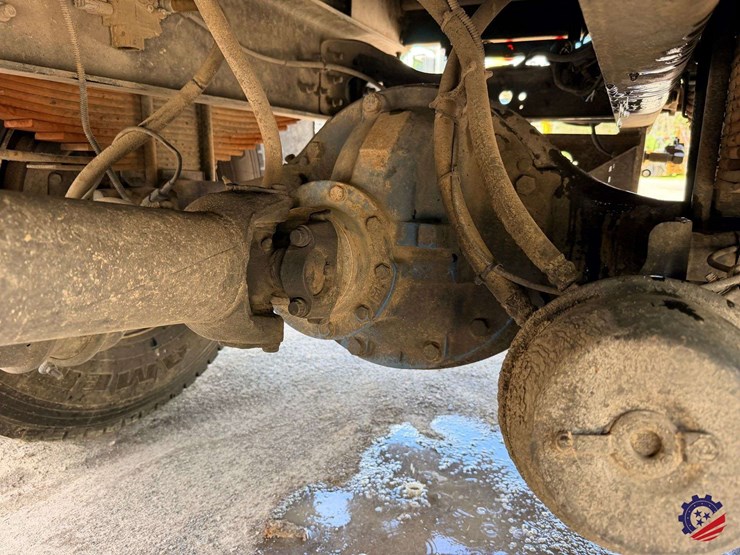 2007-international-7400-image-49