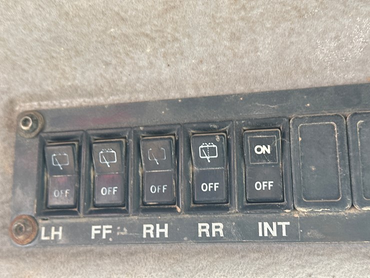 komatsu-d41p-6-image-35