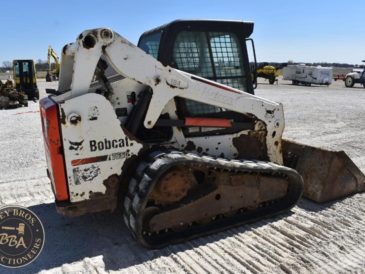 2013-bobcat-t650-image-9