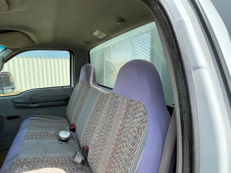 2000-ford-f250-image-30