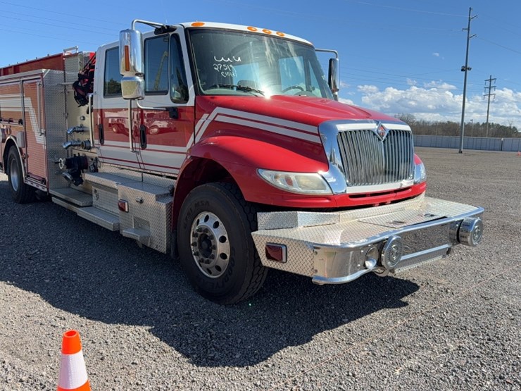 2012-international-durastar-4400-image-3