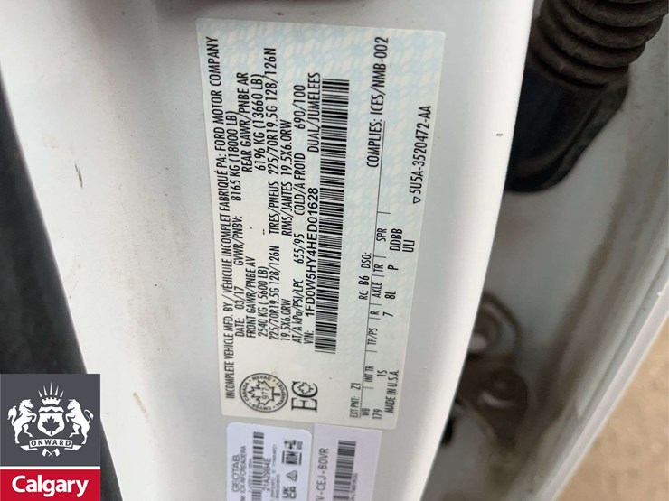 2017-ford-f550-image-27