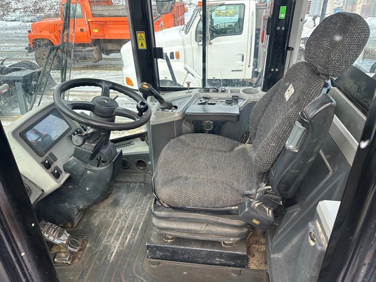 caterpillar-950gc-image-75